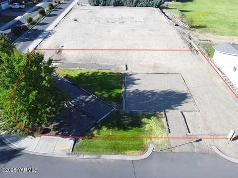 801 Fountain Blvd, Zillah, WA 98953