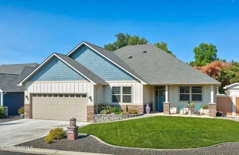 304 Seasons Pky, Yakima, WA 98901