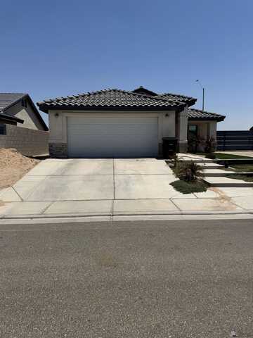 335 N SAHUARO, San Luis, AZ 85336