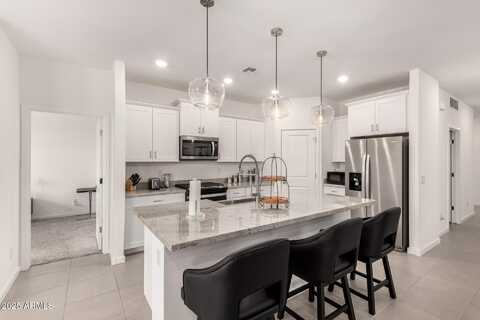 32389 N UNION Street, San Tan Valley, AZ 85143