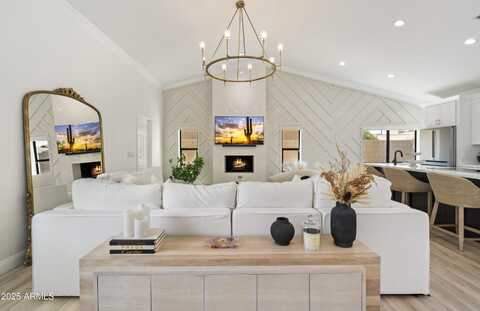 10560 E PALOMINO Road, Scottsdale, AZ 85258