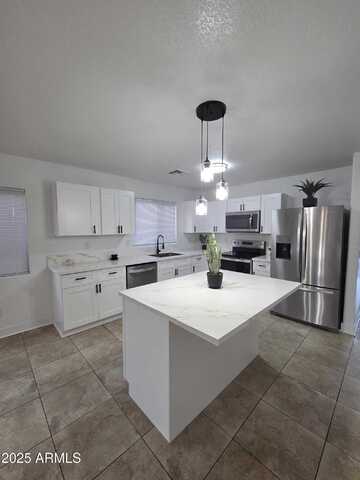 13606 N 130TH Avenue, El Mirage, AZ 85335