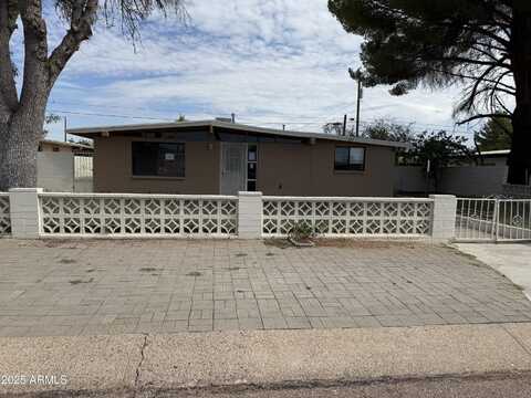 249 W BROWN Drive, Sierra Vista, AZ 85635