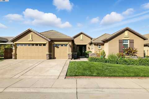 760 Griffey Way, Galt, CA 95632