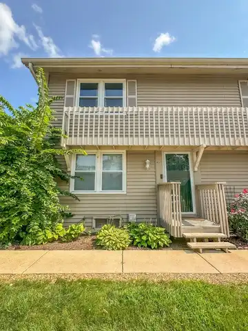 218 Eagle Court, Bolingbrook, IL 60440