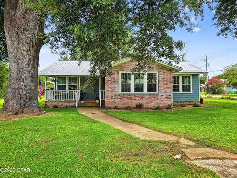 511 S 2nd Street, Wewahitchka, FL 32465