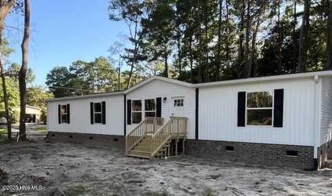 9280 Heritage Drive SW, Calabash, NC 28467