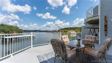 1151 Buckingham Drive unit: 2, Camdenton, MO 65020