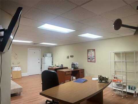 3974 Amboy Road, Staten Island, NY 10308