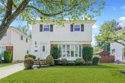 124 Barbara Street, Staten Island, NY 10306