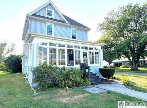 501 Mckinley Avenue, Dunkirk, NY 14048