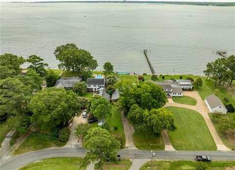 1419 Laurens Road, Gloucester Point, VA 23062