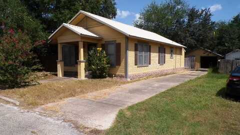506 E Bowie Street, Beeville, TX 78102