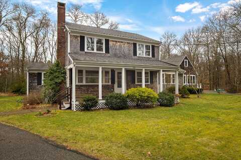 152 Wakeby Road, Marstons Mills, MA 02648