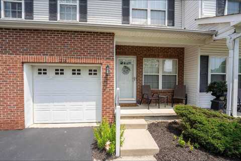 1218 Green Drive, Columbus, OH 43230