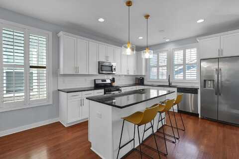 1271 N Grant Avenue, Columbus, OH 43201