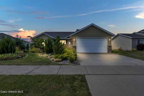 8849 N TORREY LN, Hayden, ID 83835
