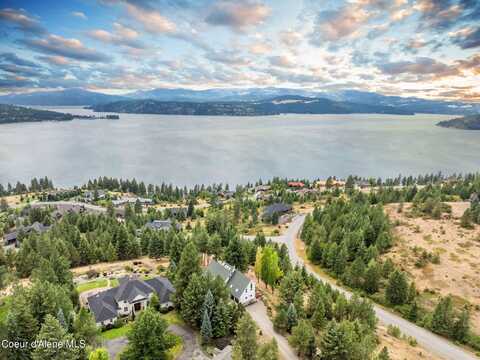 2079 S WHITETAIL CROSSING CT, Coeur D Alene, ID 83814