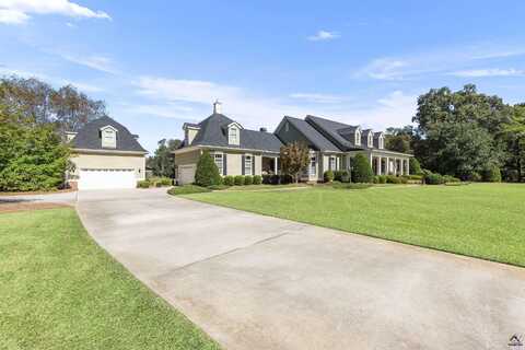 1017 Chattahoochee Dr, Bonaire, GA 31005