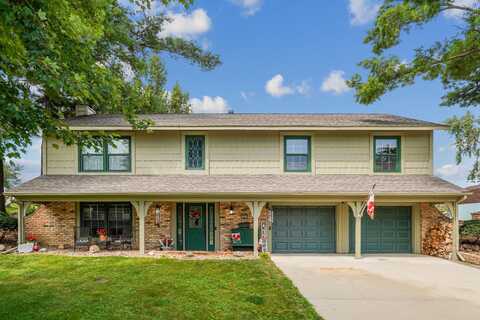 404 Friendly Drive, Marshalltown, IA 50158
