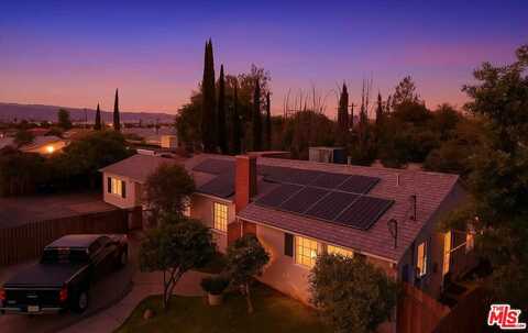 7716 Owensmouth Ave, Canoga Park, CA 91304
