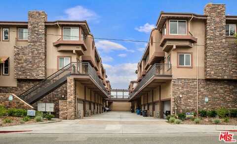 5241 Colodny Dr, Agoura Hills, CA 91301