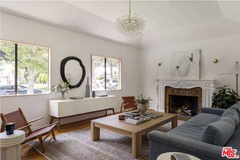1918 N Catalina St, Los Angeles, CA 90027