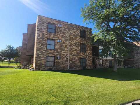 4440 S Poplar #105B, Casper, WY 82604