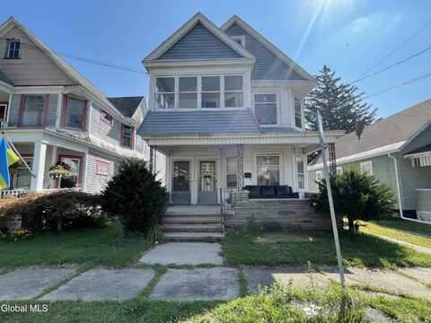 425 Fourth Street, Schenectady, NY 12306