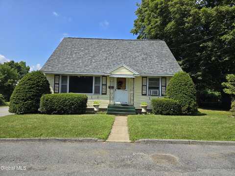 3 Warren Street, Queensbury, NY 12839
