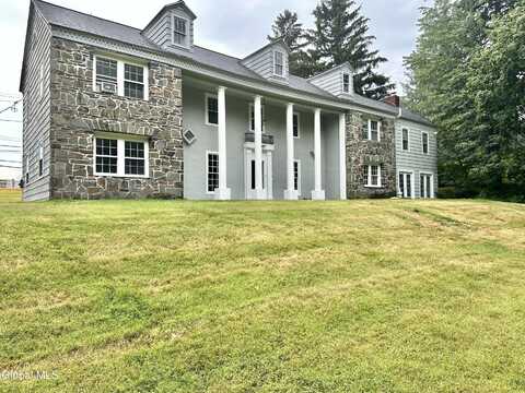 9 Birch Hill Road, Albany, NY 12211