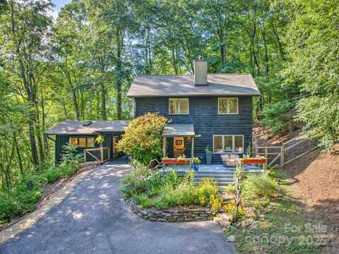 48 Black Oak Forest Road, Fairview, NC 28730