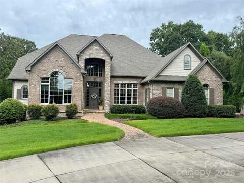 123 Stonebridge Drive, New London, NC 28127