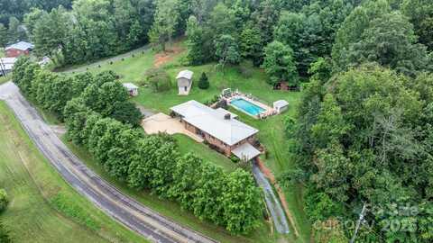 2615 Setzers Gap Road, Lenoir, NC 28645