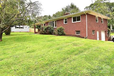 20 Sand Hill School Road, Asheville, NC 28806