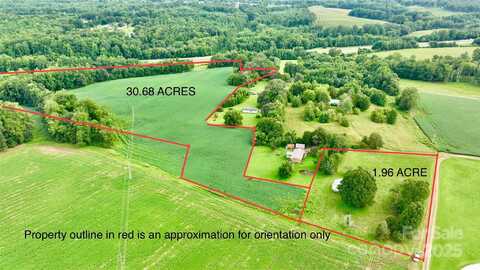 114 Country Woods Lane, Statesville, NC 28625
