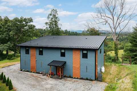 28 Trinity Hills Drive, Weaverville, NC 28787