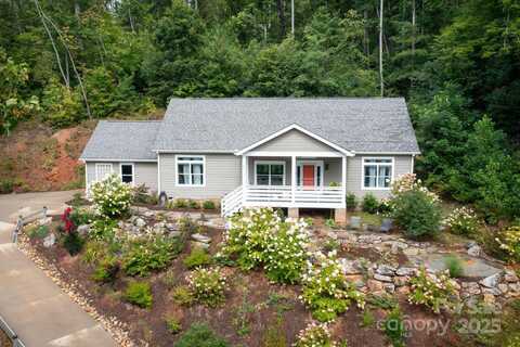 209 Patriots Drive, Asheville, NC 28805