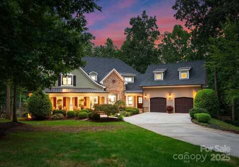 20361 Enclave Oaks Court, Cornelius, NC 28031