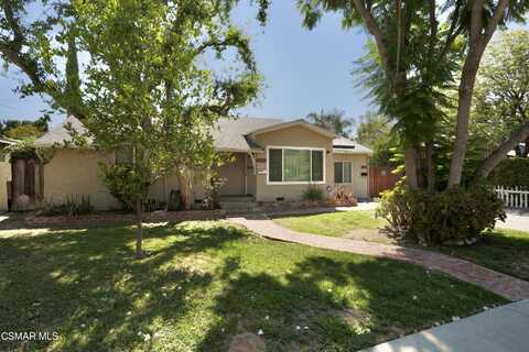 6946 Texhoma Avenue, Van Nuys, CA 91406