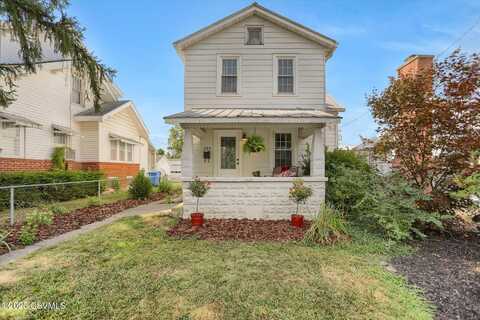 244 WALNUT Street, Mifflinburg, PA 17844