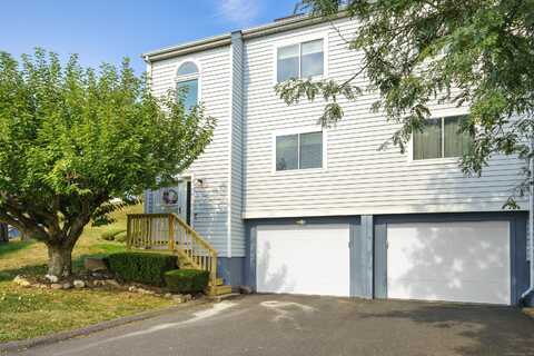 31 Wynwood Drive, Cromwell, CT 06416