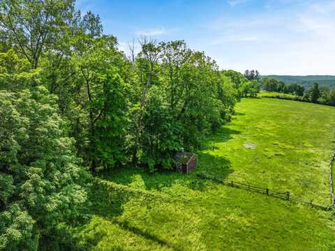 Curtiss Road, Warren, CT 06777
