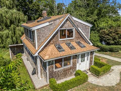 7 Richmond Street, Stonington, CT 06379