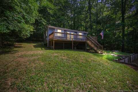 68 Old Oak Trail, Coventry, CT 06238