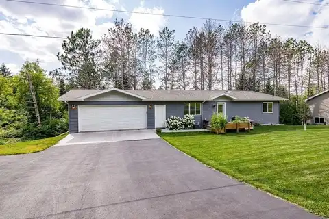 29 Hillside Rd, Esko, MN 55733