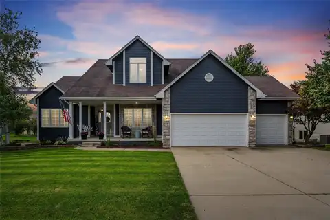 14308 Oak Brook Drive, Urbandale, IA 50323