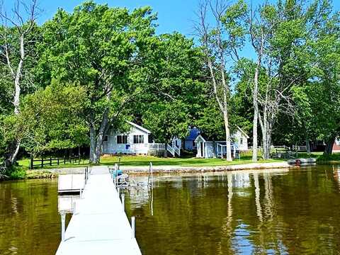 W17553 & 7 E SPRANG RD, Curtis, MI 49820