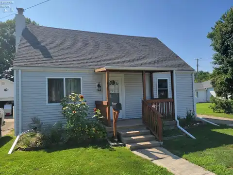 820 Monroe Street, Port Clinton, OH 43452
