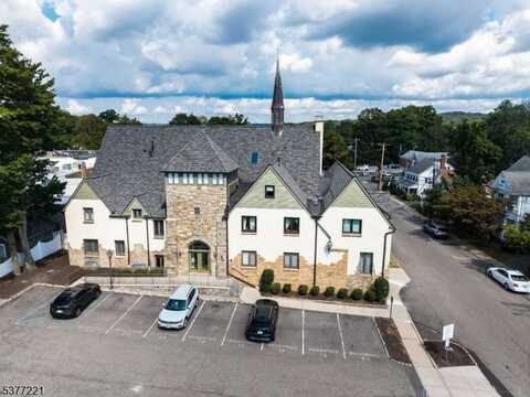 33 Diamond Spring Rd, Denville, NJ 07834